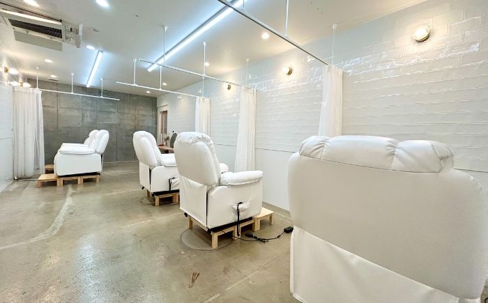 マツエク＆まつ毛パーマ専門店　emin EYELASH SALON